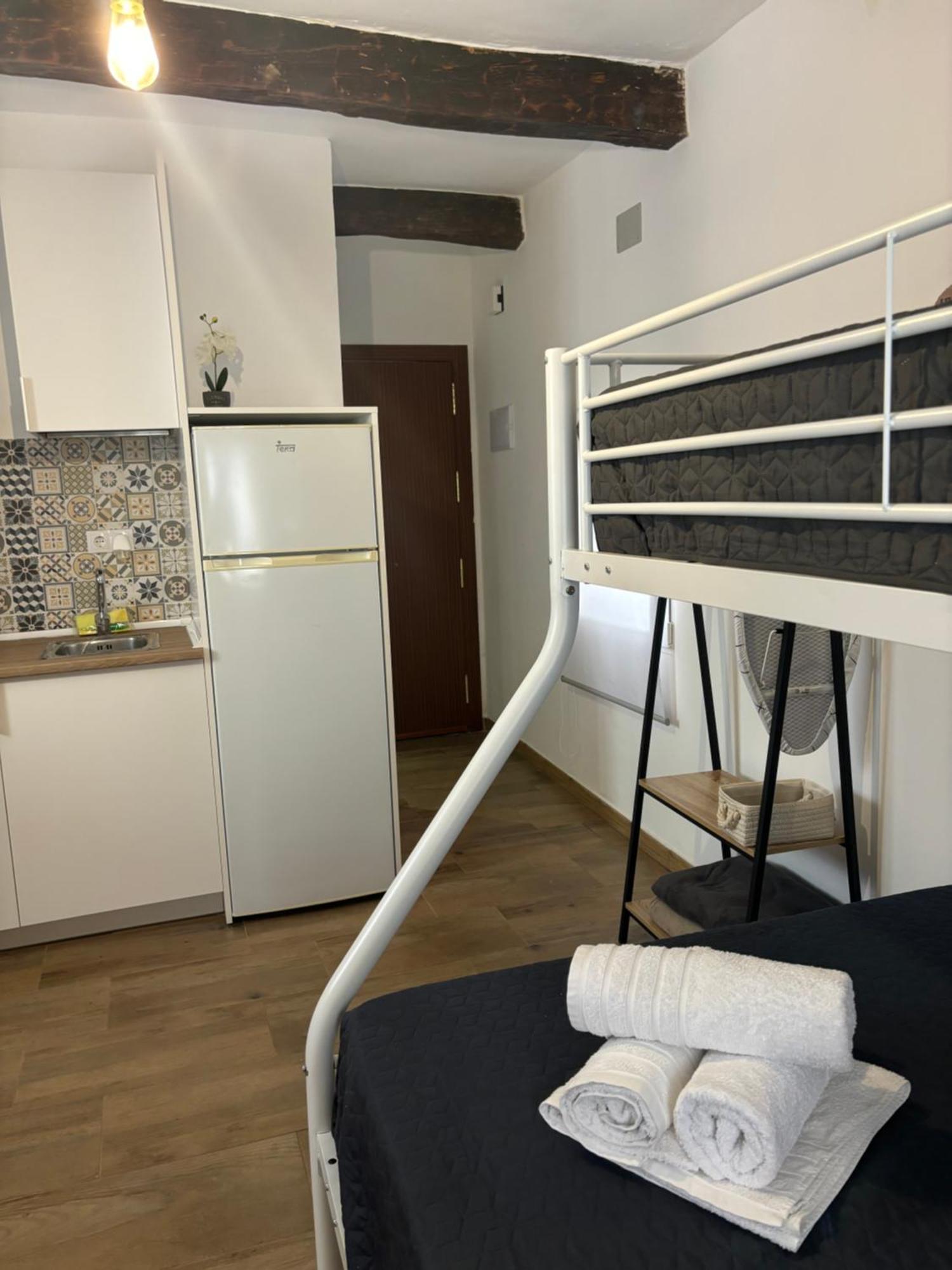Apartamentos Mayte Toledo Luaran gambar