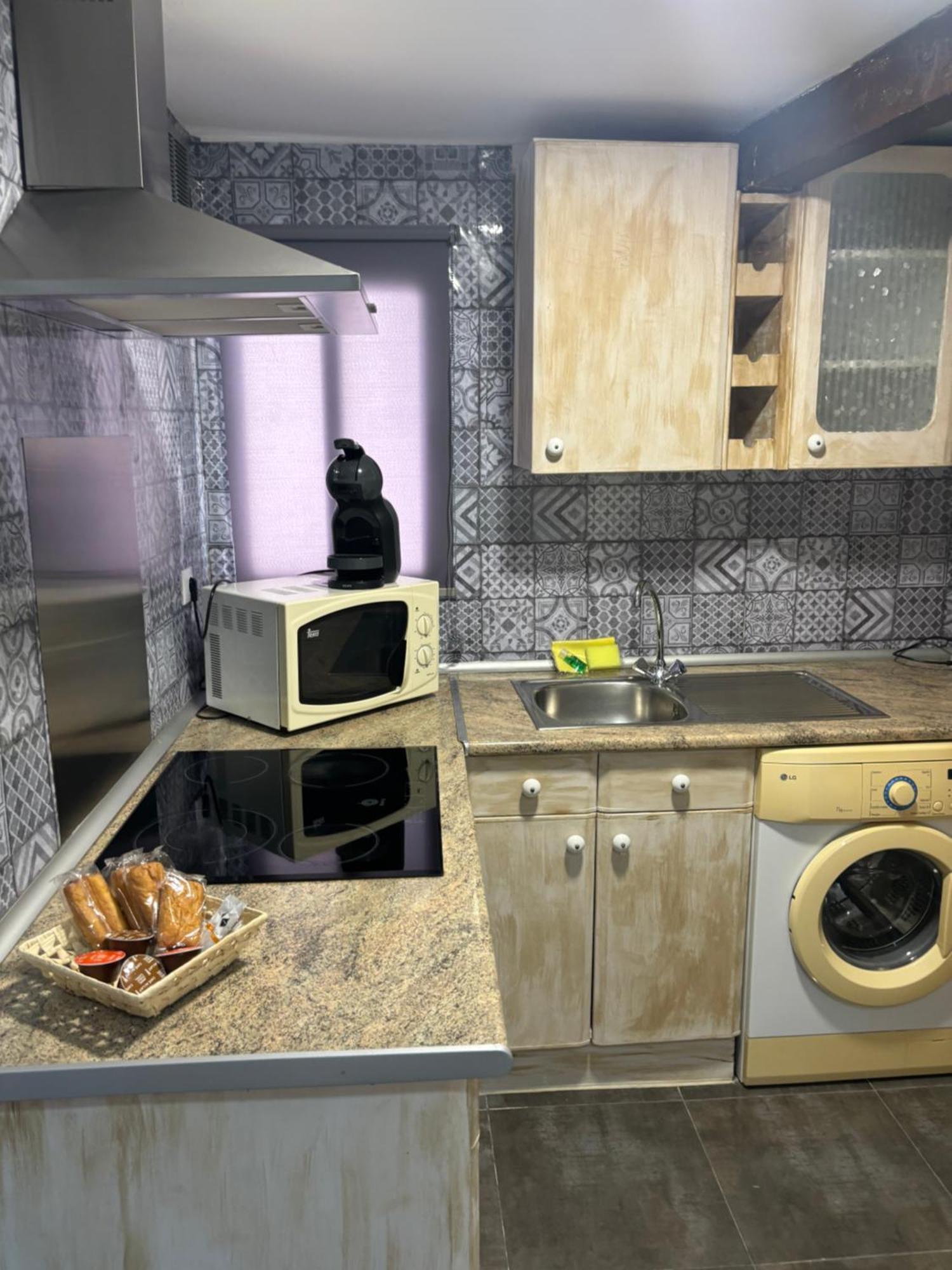 Apartamentos Mayte Toledo Luaran gambar