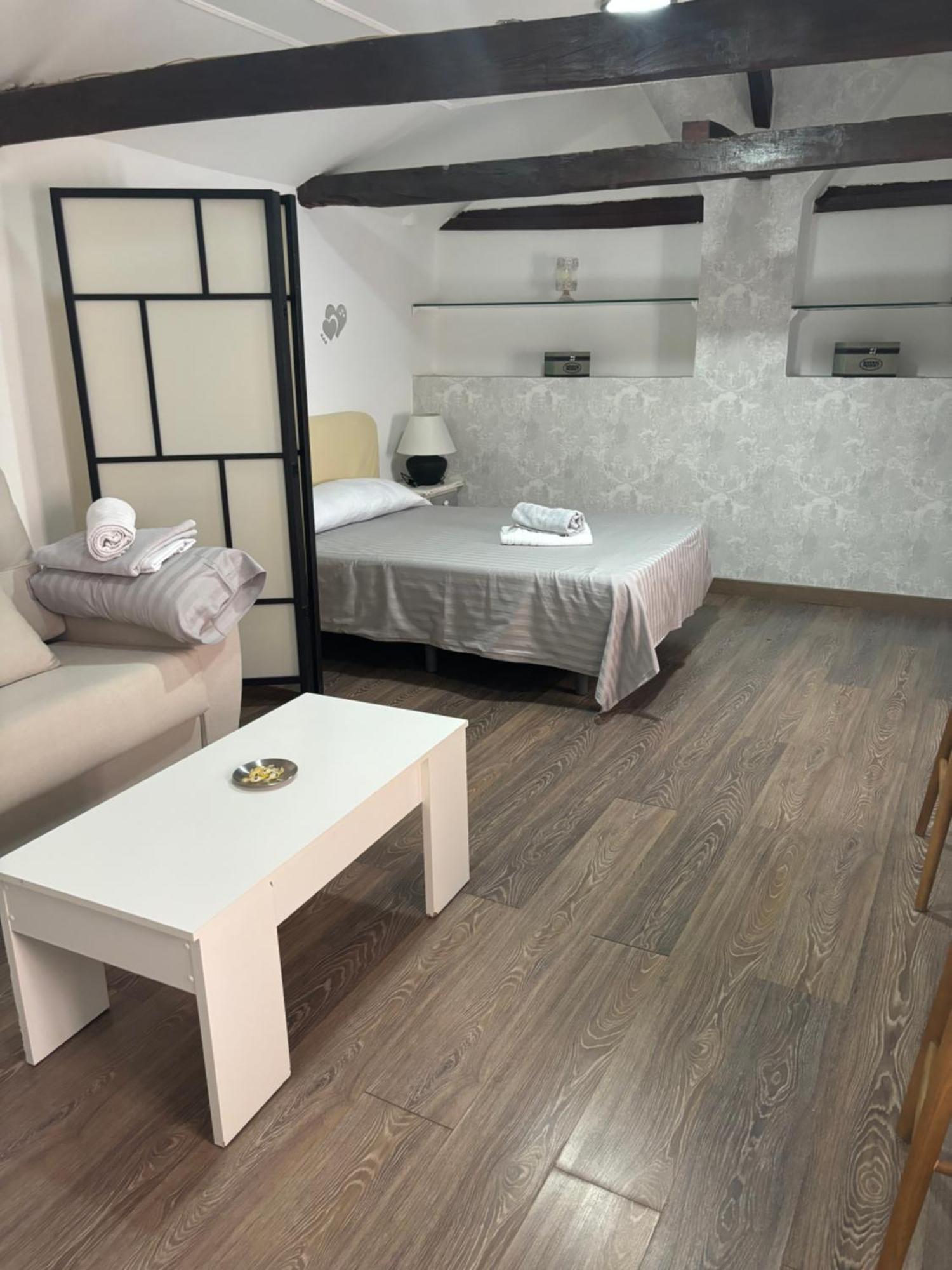 Apartamentos Mayte Toledo Luaran gambar