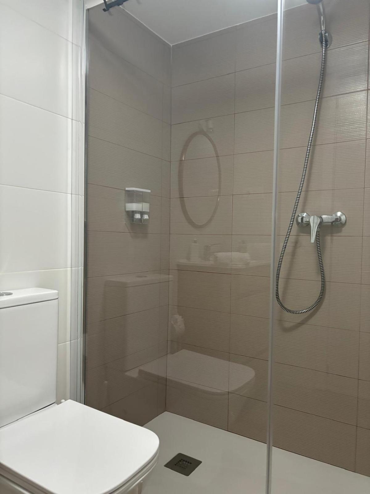 Apartamentos Mayte Toledo Luaran gambar
