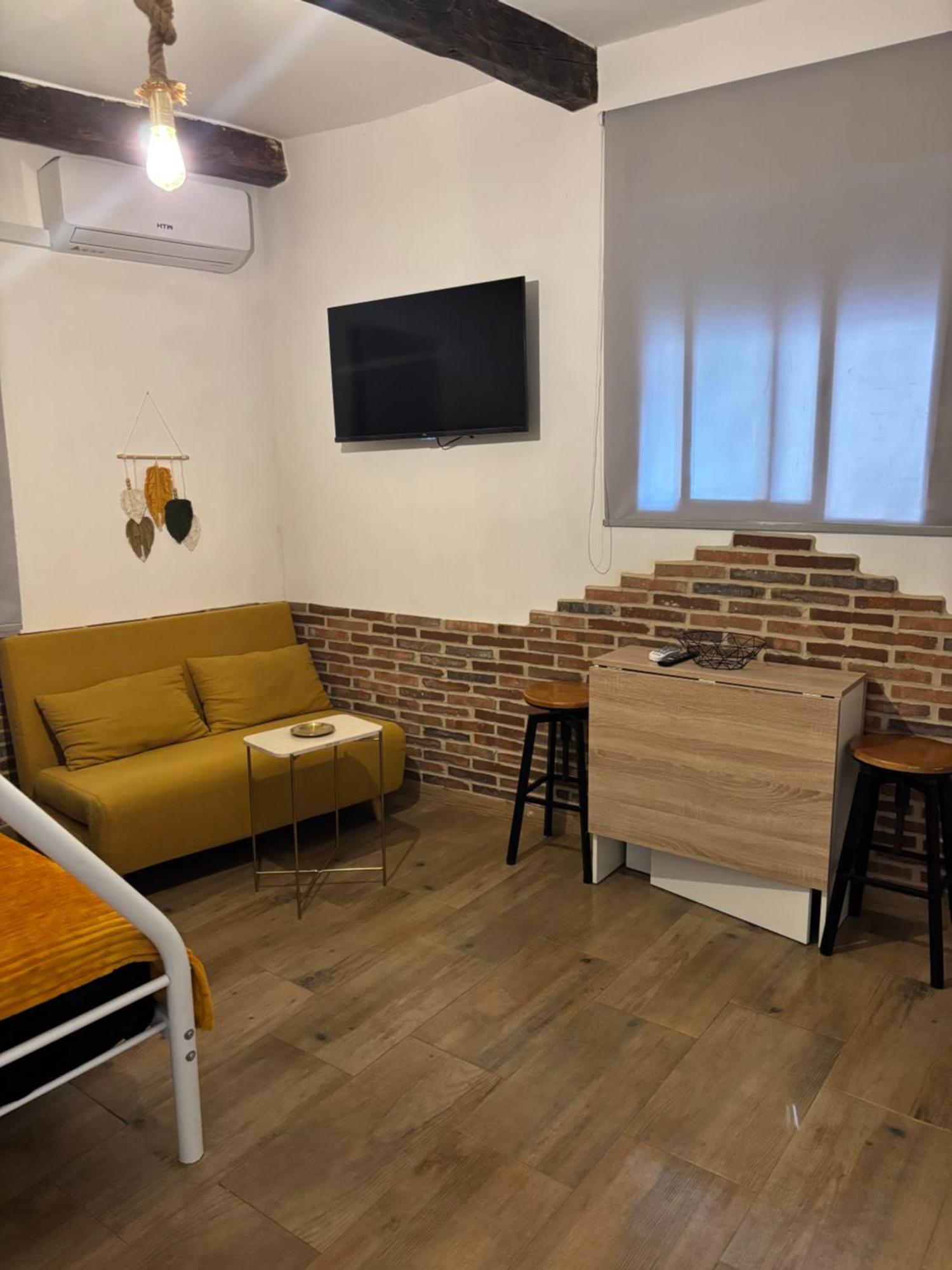 Apartamentos Mayte Toledo Luaran gambar
